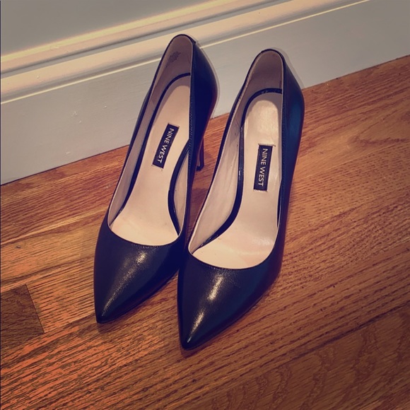 Shoes | Bliss Pointy Toe Pumps 